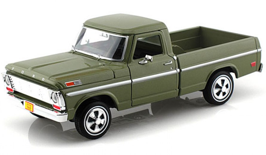 1949_Ford_Woody__5137a2f40fa43.jpg